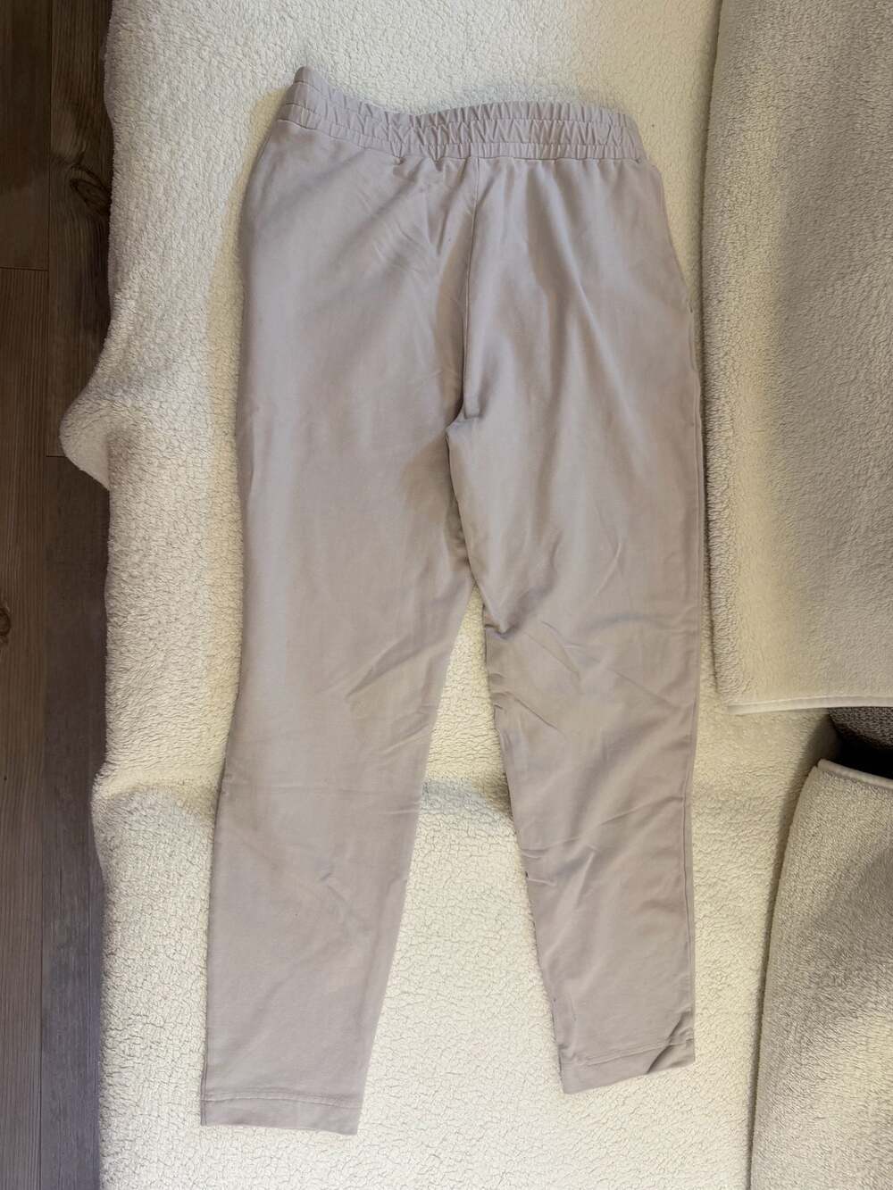 Banana Republic Women's Beige Jogger Sweatpants Women Elastic Waist Drawstring - Picture 2 of 4